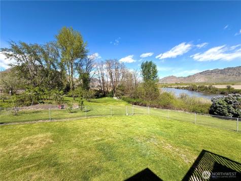 1024 Old Highway 97 Brewster WA 98812