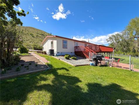 1024 Old Highway 97 Brewster WA 98812