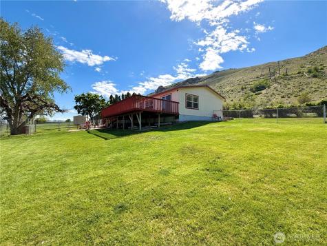 1024 Old Highway 97 Brewster WA 98812