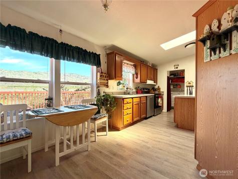 1024 Old Highway 97 Brewster WA 98812