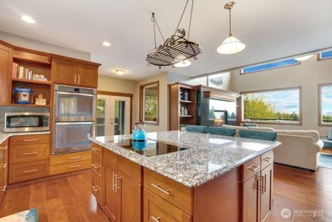 1401 32nd Street Pl SE Puyallup WA 98372