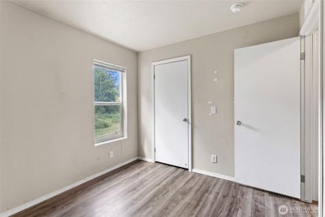 734 Davis Lake Road Morton WA 98356