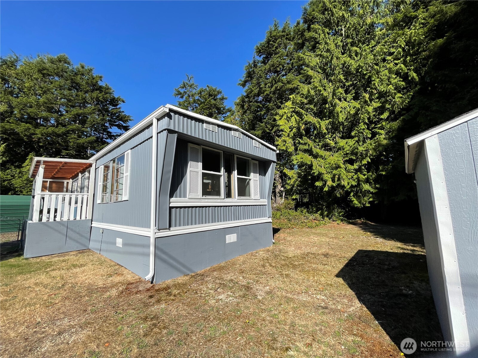 55 Paradise Lane Pacific Beach WA 98571