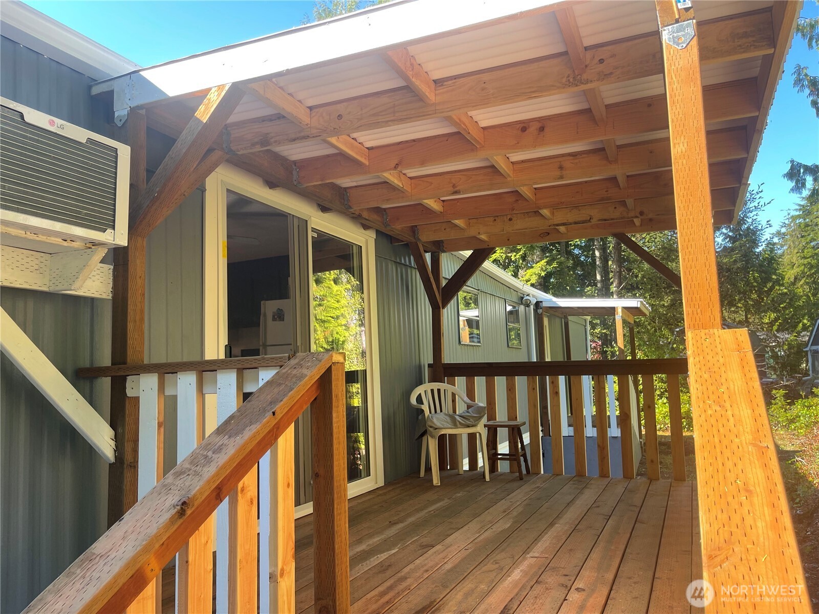 55 Paradise Lane Pacific Beach WA 98571
