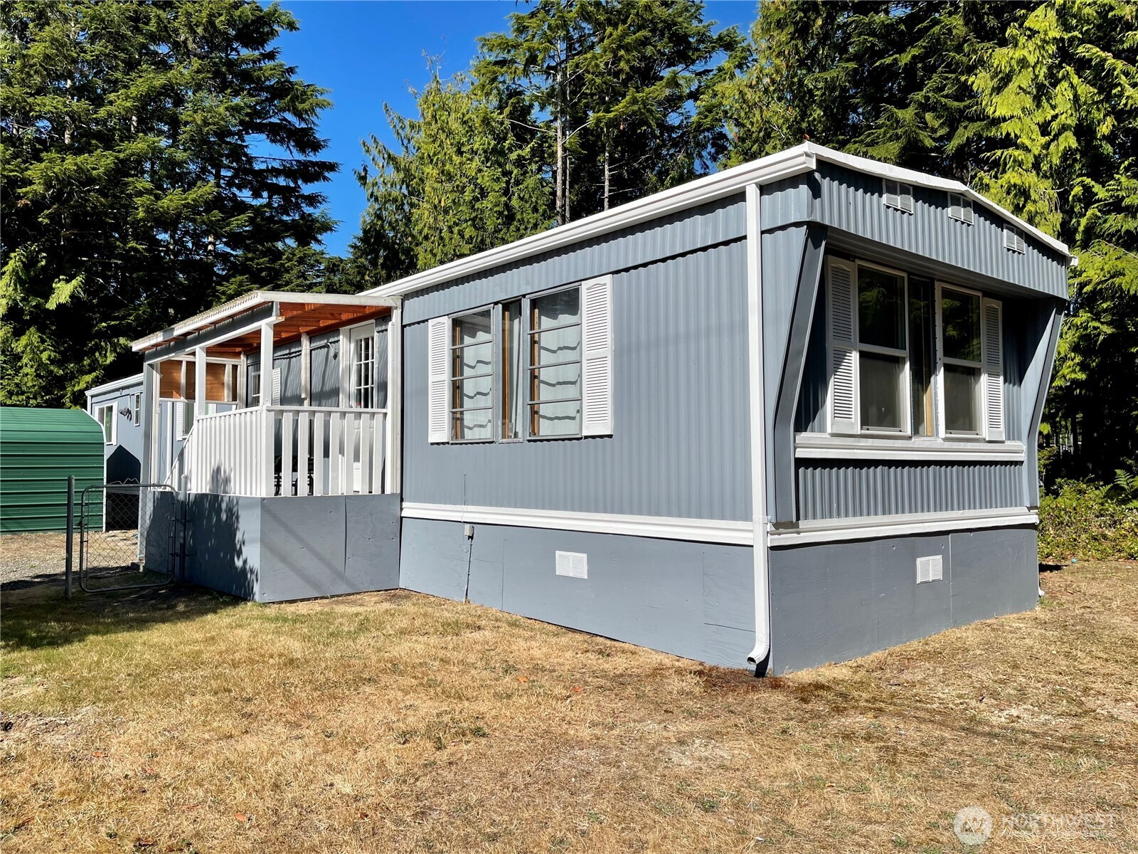 55 Paradise Lane Pacific Beach WA 98571