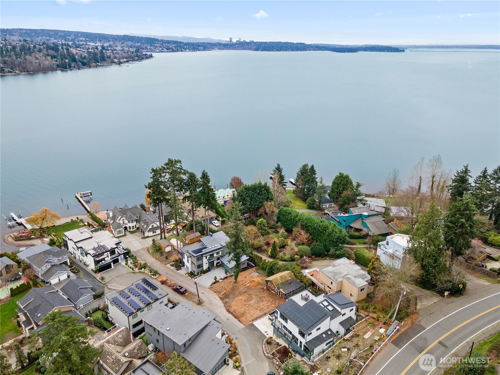 8329 NE Juanita Drive Kirkland WA 98034