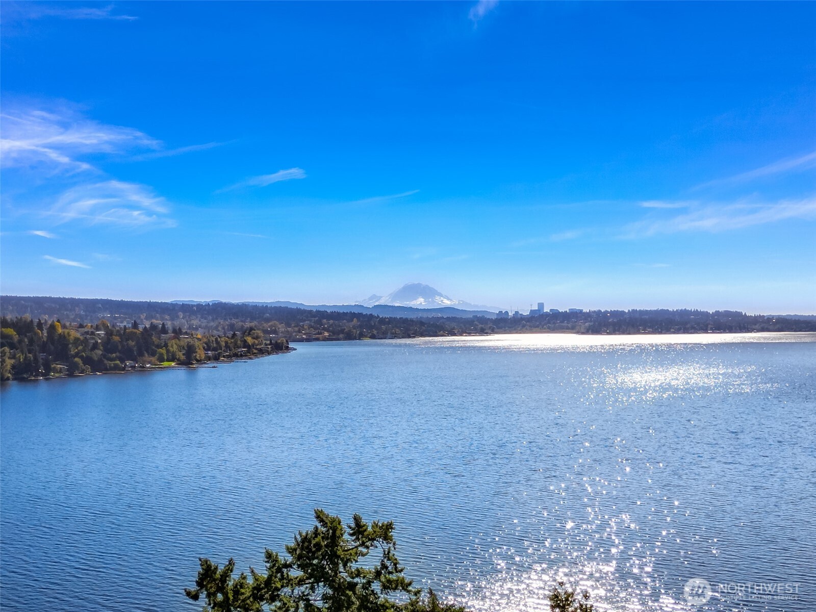 8329 NE Juanita Drive Kirkland WA 98034