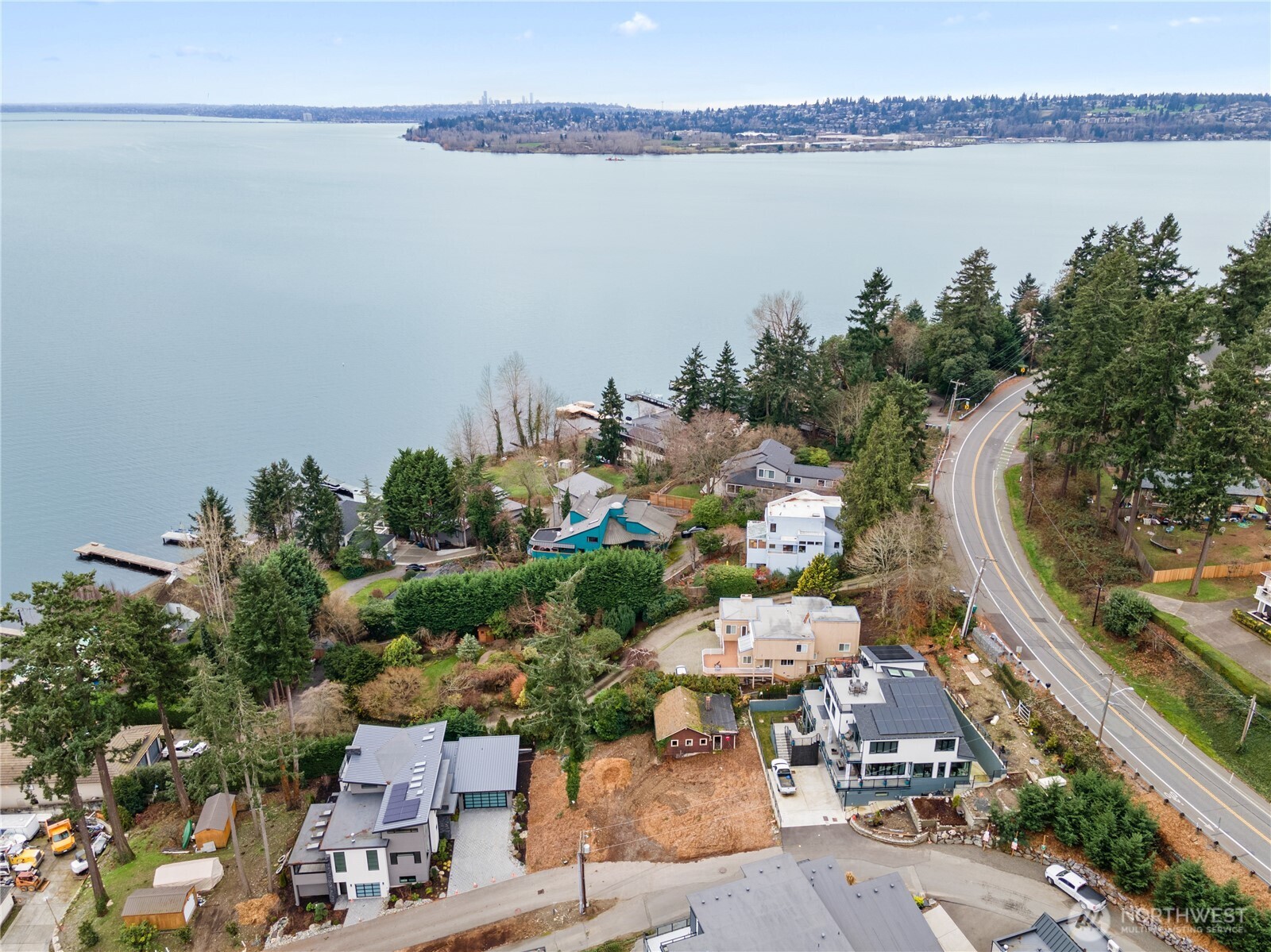 8329 NE Juanita Drive Kirkland WA 98034