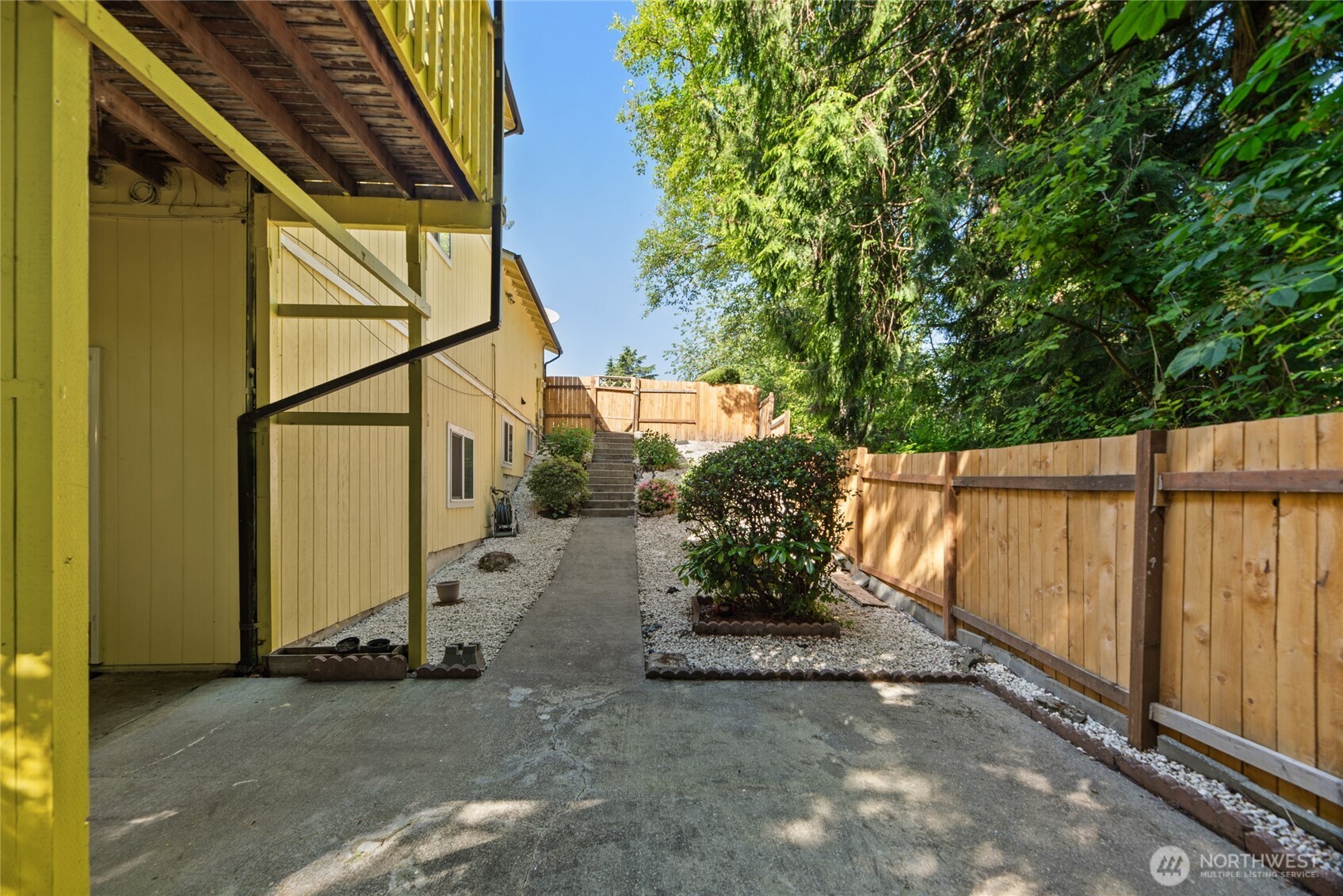 10606 68th Place S Seattle WA 98178