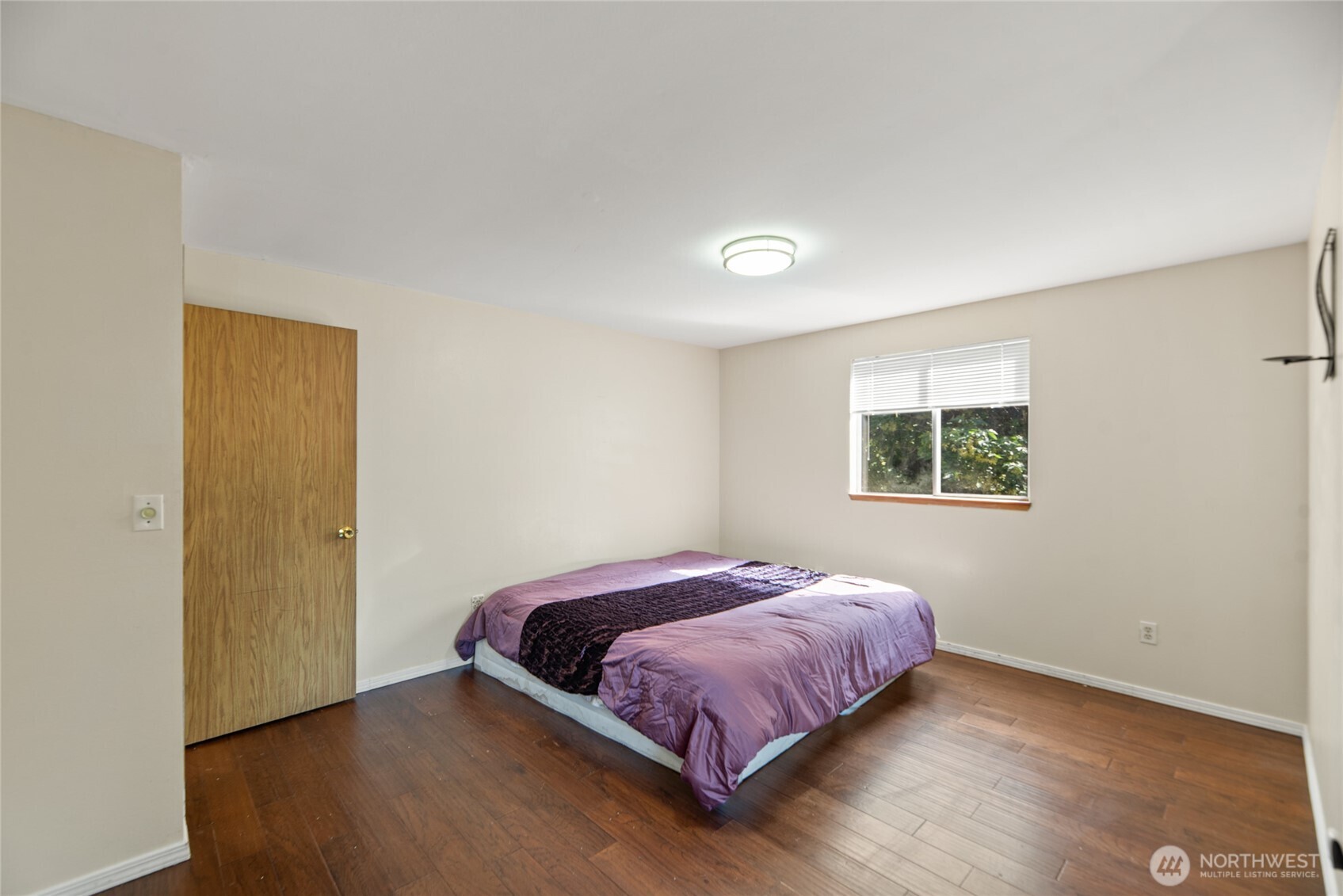 10606 68th Place S Seattle WA 98178