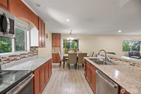 10606 68th Place S Seattle WA 98178