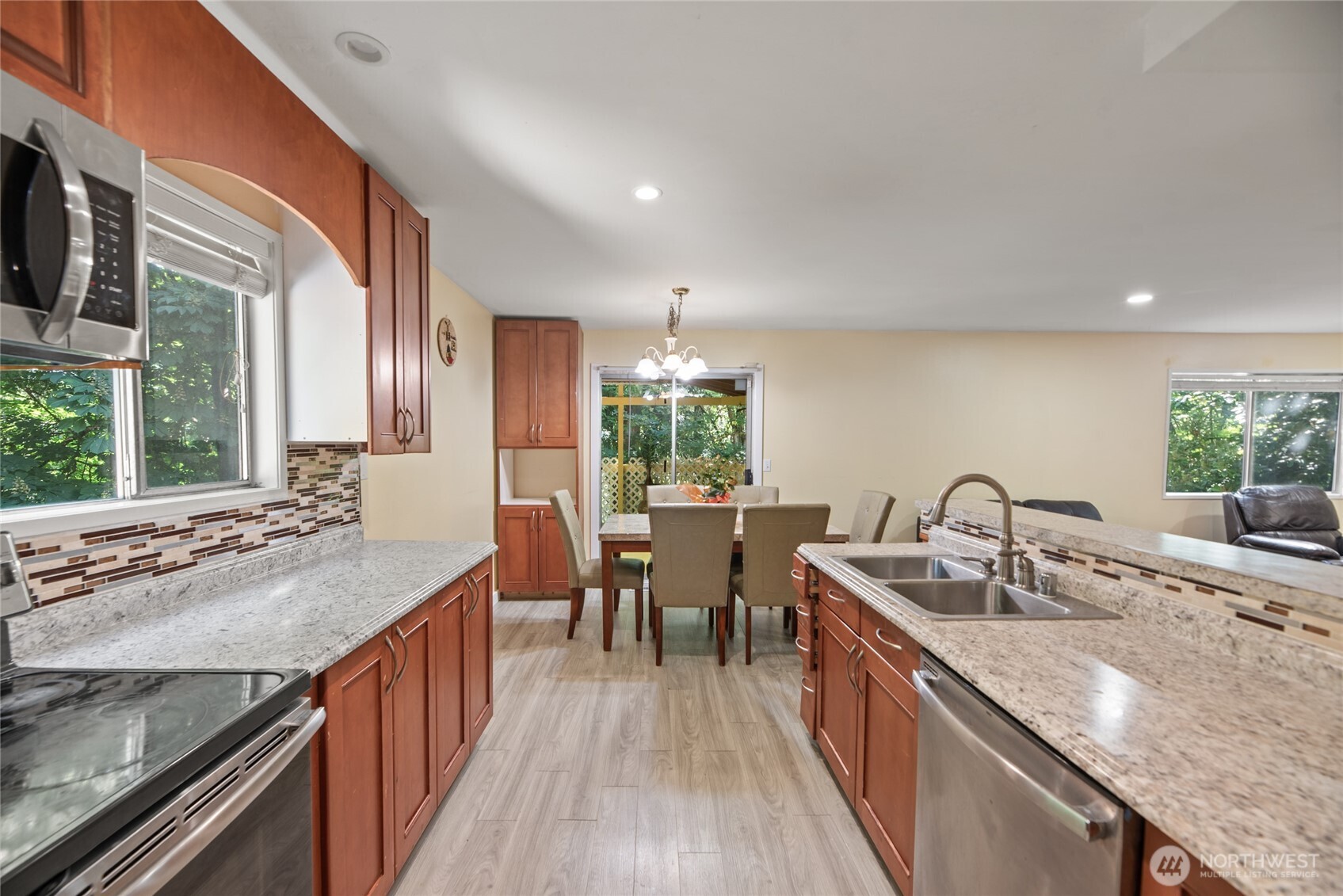 10606 68th Place S Seattle WA 98178
