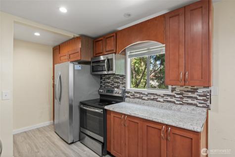 10606 68th Place S Seattle WA 98178