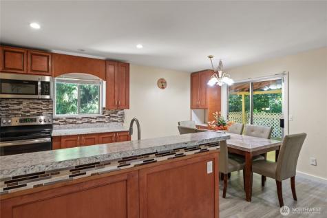 10606 68th Place S Seattle WA 98178