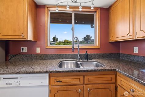 1307 26th Street Anacortes WA 98221