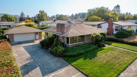1307 26th Street Anacortes WA 98221