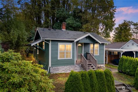 3003 S Proctor Street Tacoma WA 98409