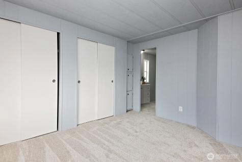 700 NW Crosby Avenue Oak Harbor WA 98277