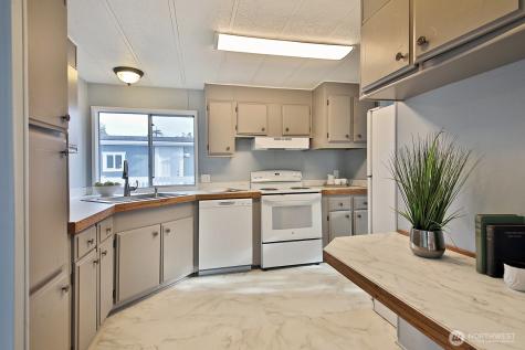 700 NW Crosby Avenue Oak Harbor WA 98277