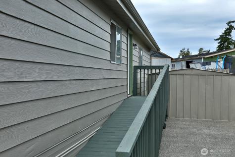 700 NW Crosby Avenue Oak Harbor WA 98277