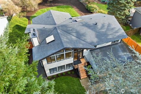 9110 122nd Place SE Newcastle WA 98056