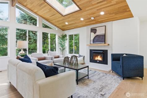 9110 122nd Place SE Newcastle WA 98056