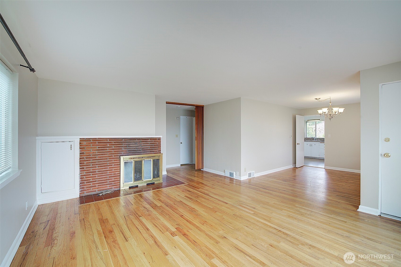4045 29th Avenue W Seattle WA 98199