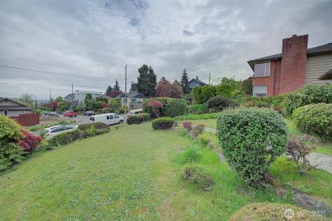 4045 29th Avenue W Seattle WA 98199