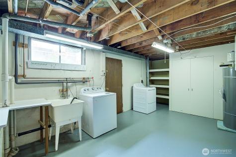 4045 29th Avenue W Seattle WA 98199