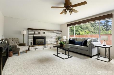 27540 Sr 20 Oak Harbor WA 98277