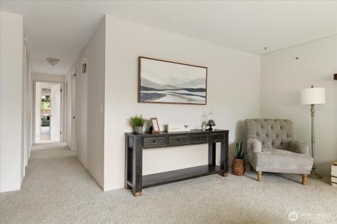 27540 Sr 20 Oak Harbor WA 98277