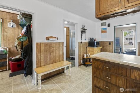 325 3rd Street Morton WA 98356