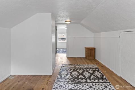 325 3rd Street Morton WA 98356