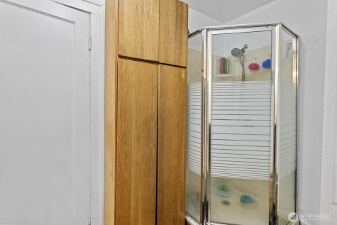 325 3rd Street Morton WA 98356