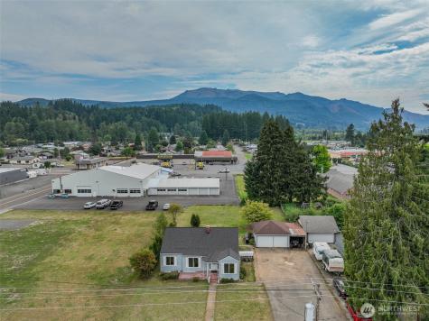 325 3rd Street Morton WA 98356