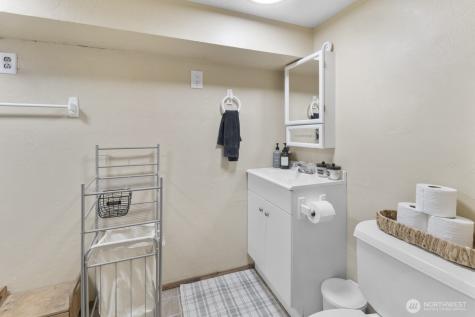 325 3rd Street Morton WA 98356