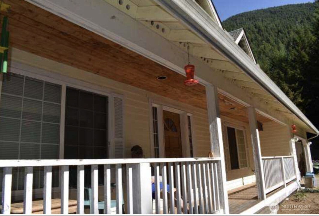 4244 Duckabush Road Brinnon WA 98320