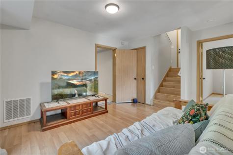 5329 S Vista Drive E Bonney Lake WA 98391