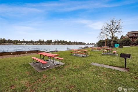 5329 S Vista Drive E Bonney Lake WA 98391