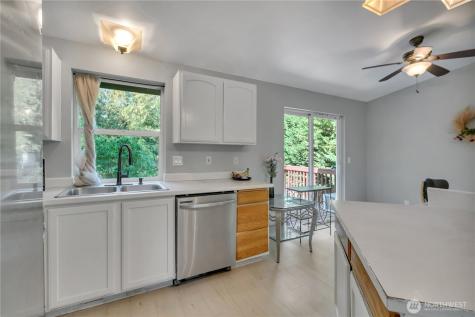 5329 S Vista Drive E Bonney Lake WA 98391