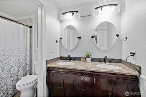914 S 30th Place Renton WA 98055