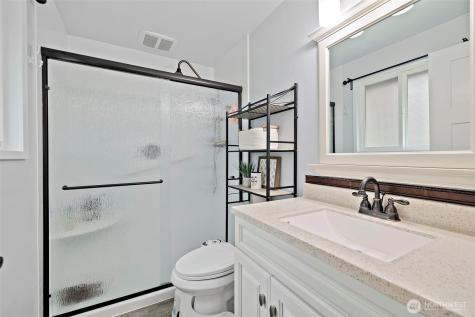 914 S 30th Place Renton WA 98055