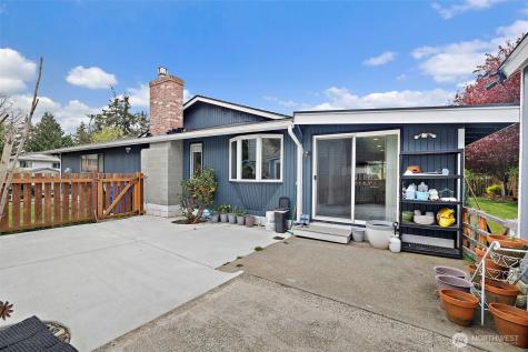 914 S 30th Place Renton WA 98055