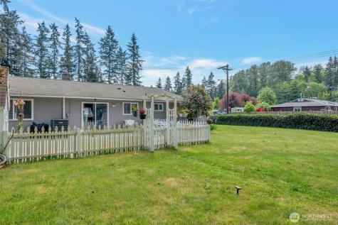 15404 SE 304th Place Kent WA 98042