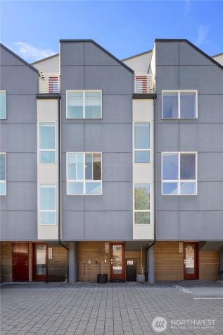 9624 Linden Avenue N Seattle WA 98103