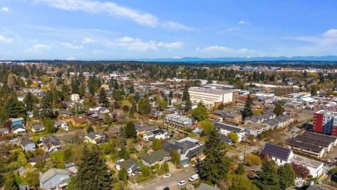 9624 Linden Avenue N Seattle WA 98103