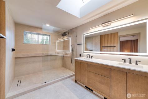 10012 SE 247th Place Kent WA 98030