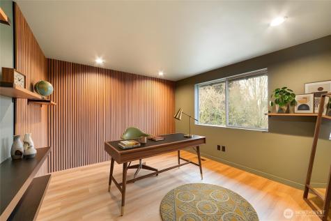 10012 SE 247th Place Kent WA 98030