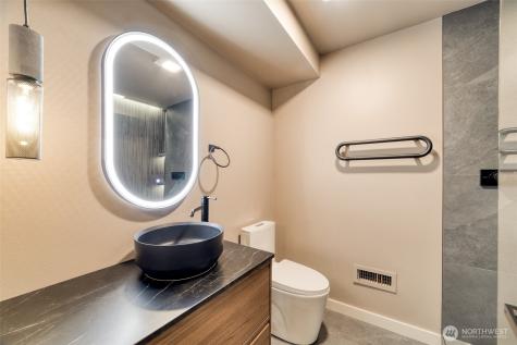 10012 SE 247th Place Kent WA 98030