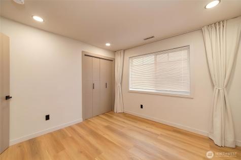 10012 SE 247th Place Kent WA 98030